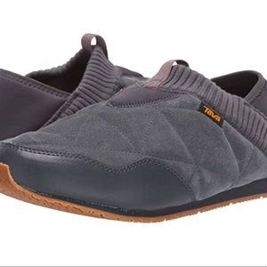 Teva Ember Moc Shearling NWOT